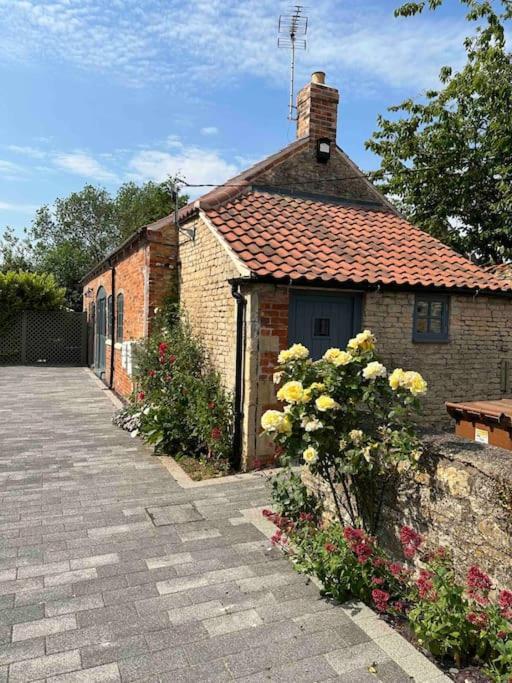 The Coach House * Cranwell